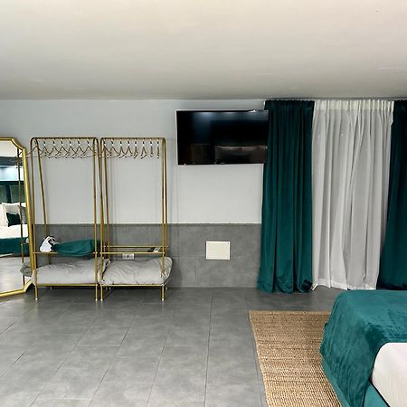 A Un Passo Dal Castello Maschio Angioino Appartment Naples Exterior photo
