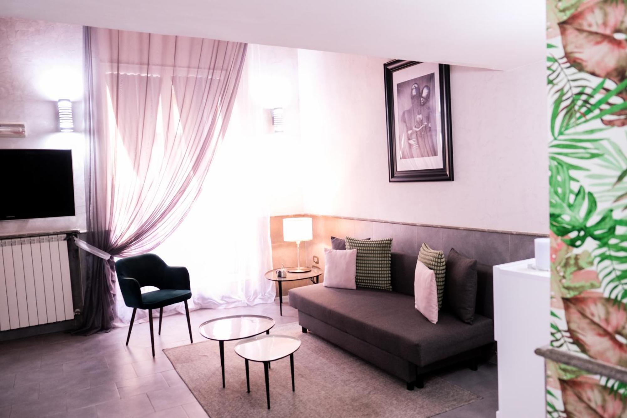 A Un Passo Dal Castello Maschio Angioino Appartment Naples Exterior photo