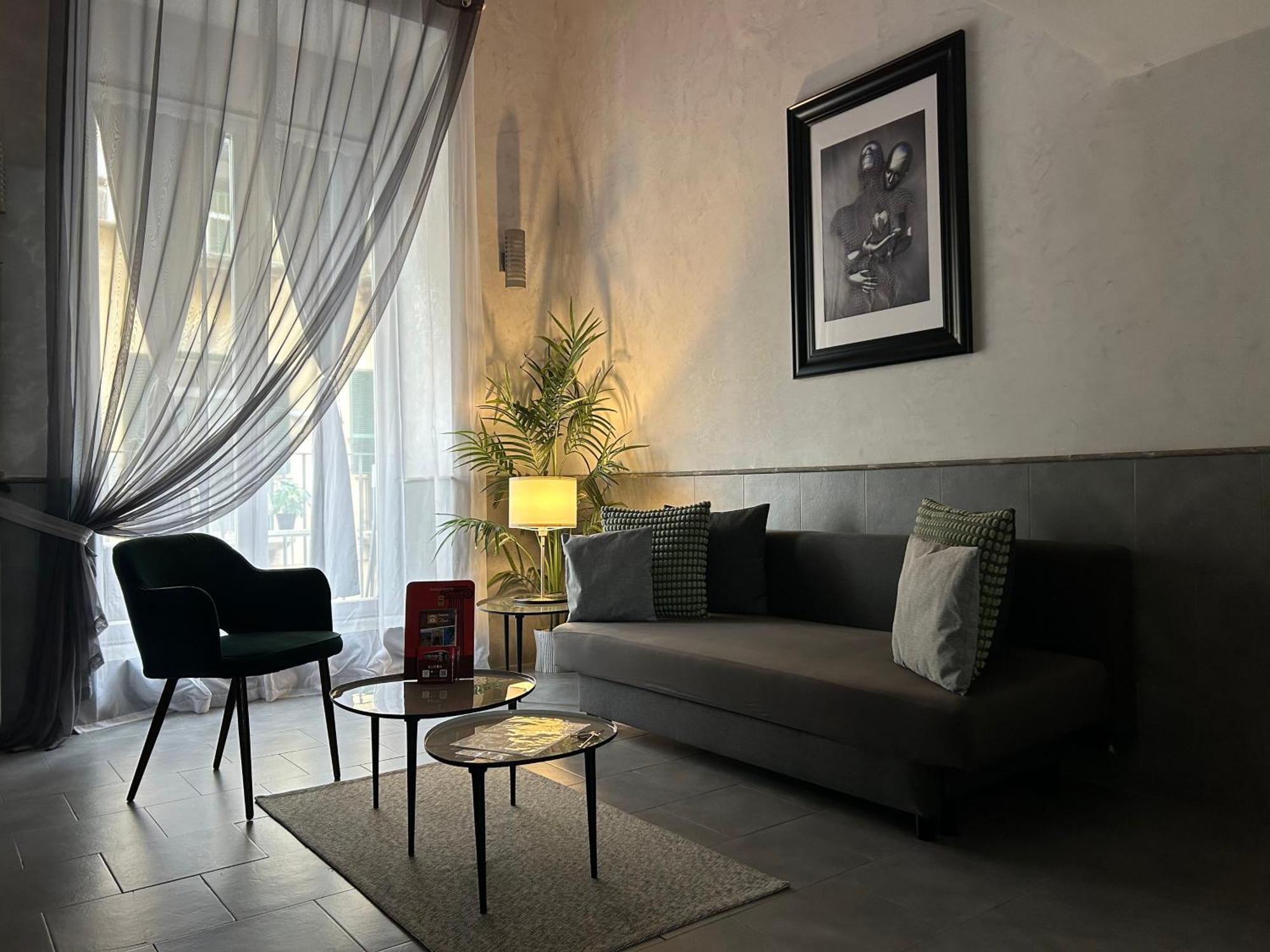 A Un Passo Dal Castello Maschio Angioino Appartment Naples Exterior photo